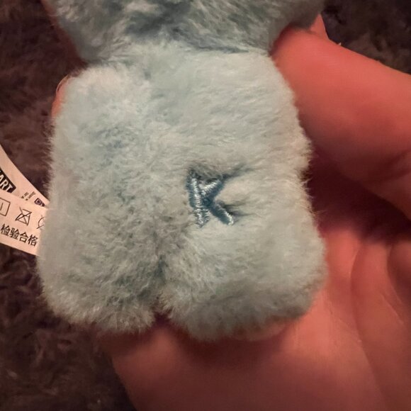 (Pop Mart) Pin For Love Labubu letter K - Picture 4 of 9